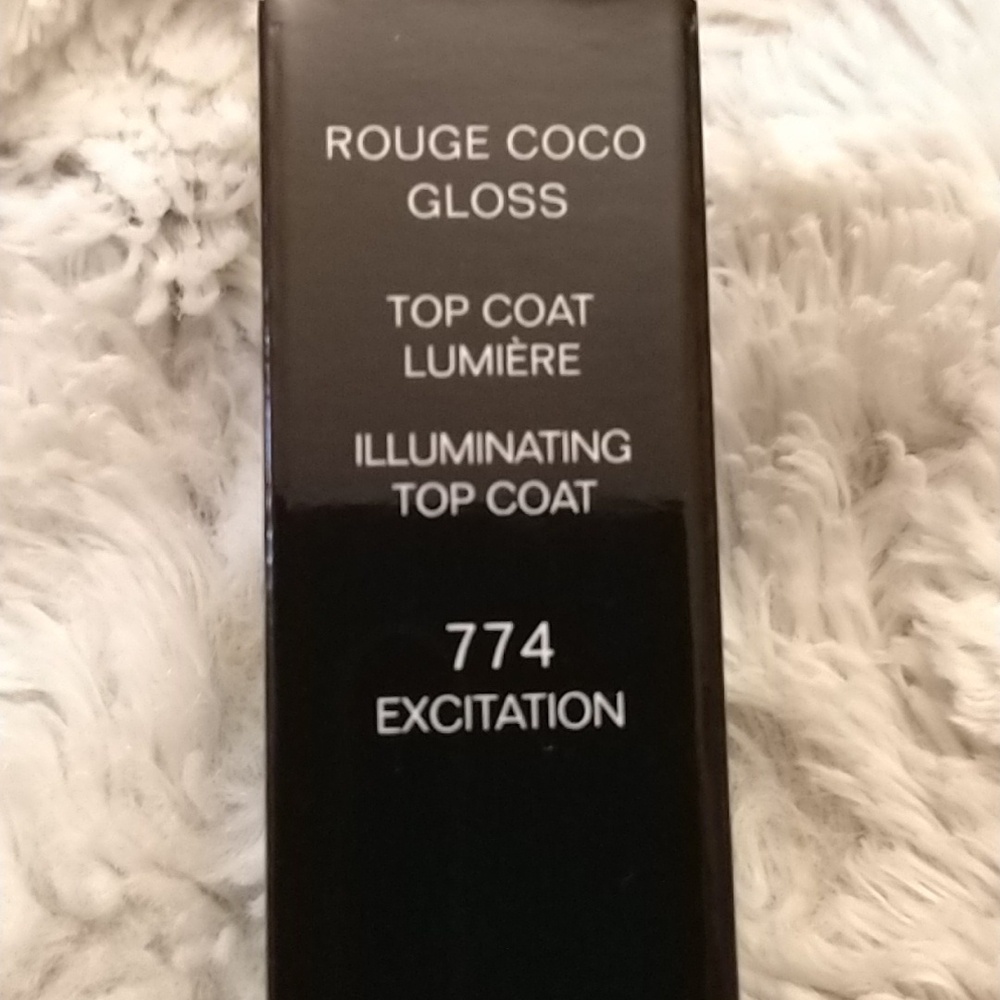 Chanel Rouge Coco Gloss 774 Excitation - Picture 2 of 7